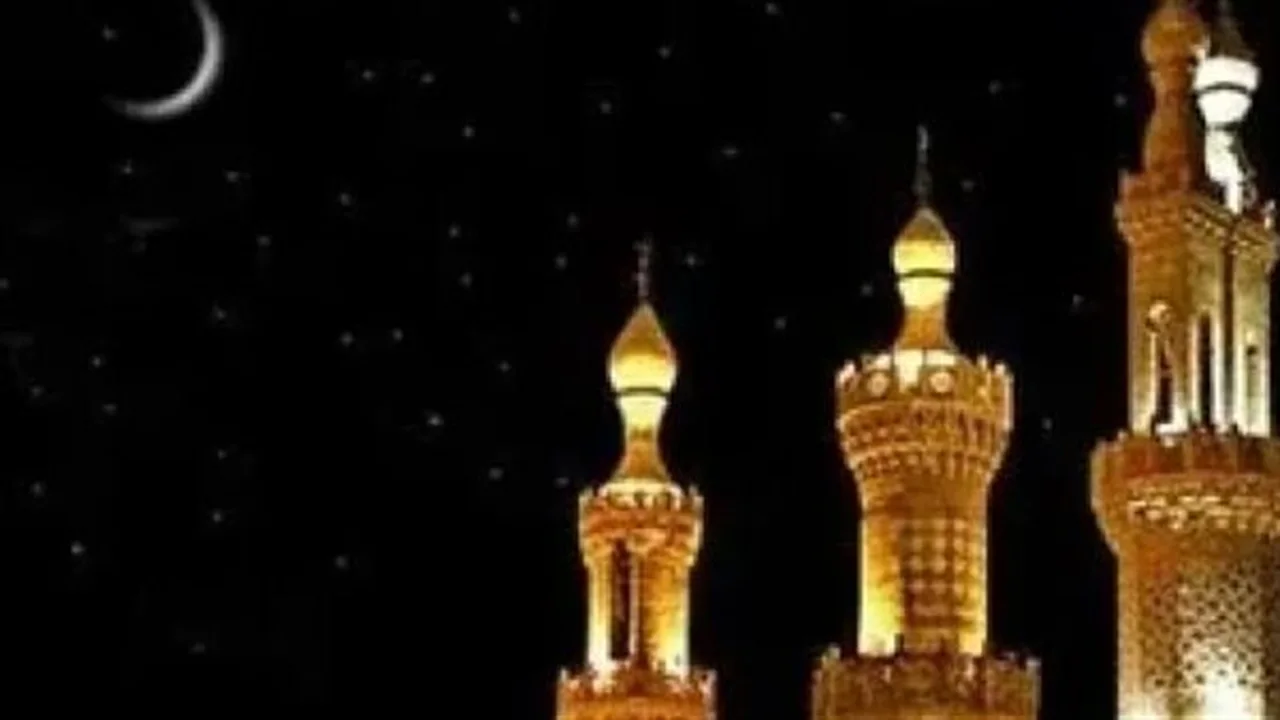 تقويم عام 2026.. مواقيت استطلاع الأهلة وأفضل الأدعية المأثورة عند رؤية الهلال